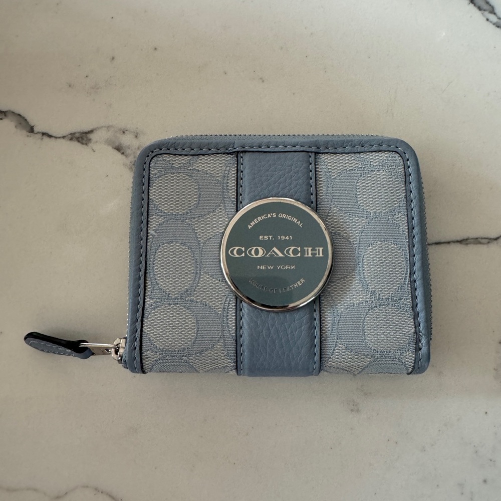 Coach C8323 Lonnie small zip wallet in marble blue